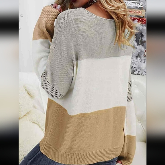 Color Block Sweater - Picture 2 of 3